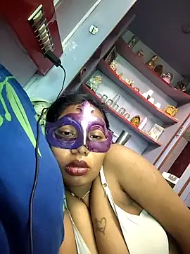 aarti03fb online show from 06/12/26, 08:24