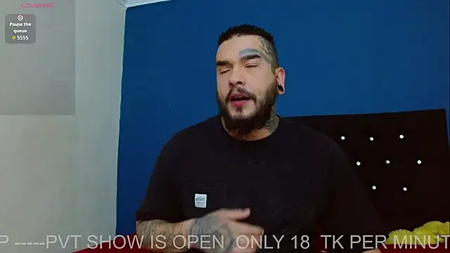 ARIA AND NICK online show from 07/27/26, 10:17