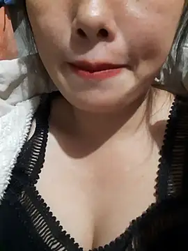 mai-mai-97 online show from 12/05/25, 02:03