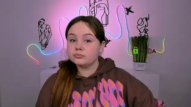 Snapshot of candy_flossie1 chatting on 12/15/25, 06:17 candy flossie1 online show from 12/15/25, 06:17