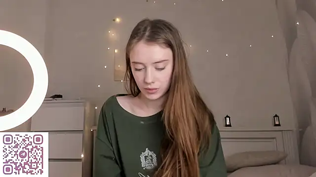 Snapshot of AmyForYouu chatting on 12/13/25, 09:09 AmyForYouu online show from 12/13/25, 09:09