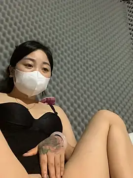 lana-kan online show from 07/05/26, 05:20