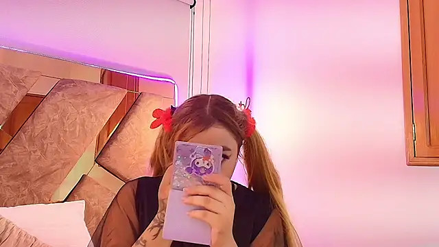 Snapshot of emma_cook_ chatting on 11/27/25, 08:44 emma cook online show from 11/27/25, 08:44