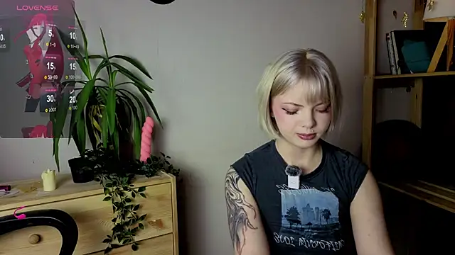 Me1inMonro online show from 11/28/25, 05:32