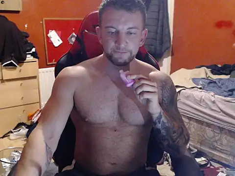 Snapshot of kiltedbody chatting on 11/24/25, 06:51 kiltedbody online show from 11/24/25, 06:51