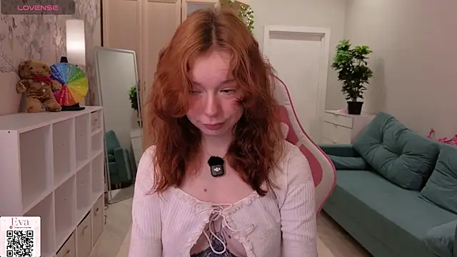 eva aria online show from 06/12/26, 01:04