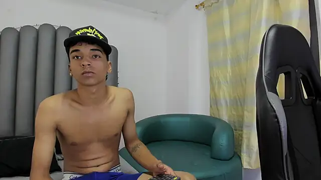 Snapshot of Megan_foro chatting on 12/03/25, 03:58 Megan foro online show from 12/03/25, 03:58