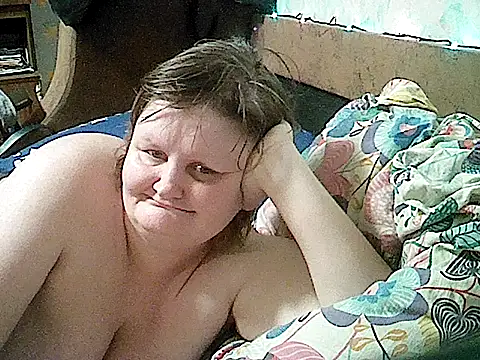 Snapshot of natalya4312 chatting on 12/14/25, 05:29 natalya4312 online show from 12/14/25, 05:29