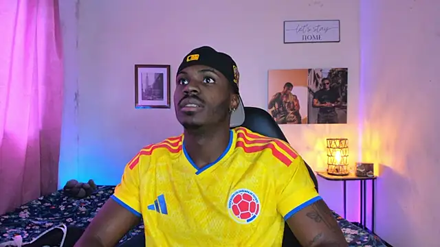 Ethantravis22 online show from 06/17/26, 03:46