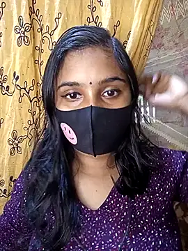 Snapshot of Jhunaki_789 chatting on 11/26/25, 09:43 Jhunaki 789 online show from 11/26/25, 09:43