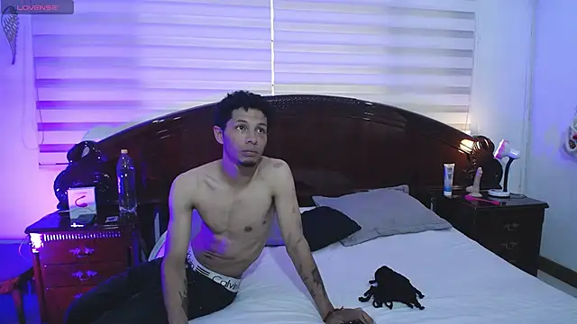 Snapshot of jacko_Charlotte chatting on 12/01/25, 07:30 jacko Charlotte online show from 12/01/25, 07:30