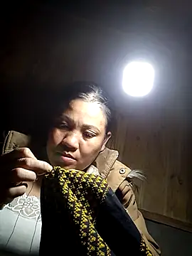 Snapshot of hey-bana chatting on 12/05/25, 01:09 hey-bana online show from 12/05/25, 01:09