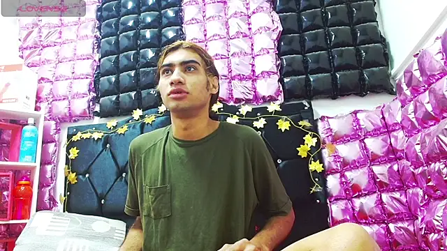 Snapshot of andresdark_07 chatting on 11/28/25, 03:20 andresdark 07 online show from 11/28/25, 03:20