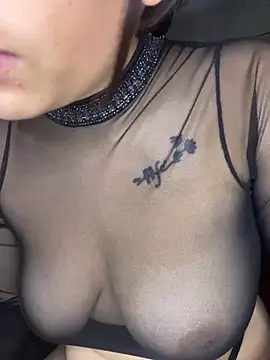 Snapshot of Samantafoxx_ chatting on 12/02/25, 10:16 Samantafoxx online show from 12/02/25, 10:16