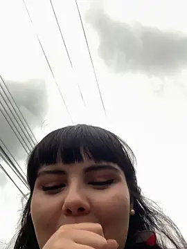 Snapshot of Yuliks_ chatting on 12/02/25, 03:40 Yuliks online show from 12/02/25, 03:40