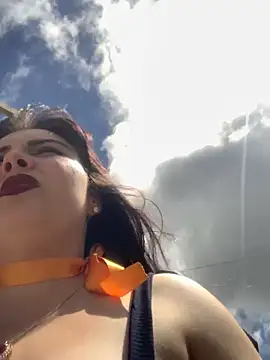 Snapshot of Yuliks_ chatting on 12/03/25, 03:54 Yuliks online show from 12/03/25, 03:54