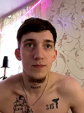 Snapshot of Rabizoon chatting on 12/04/25, 06:34 Rabizoon online show from 12/04/25, 06:34