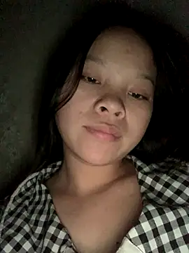 Snapshot of Lisa-sexyy chatting on 12/04/25, 11:24 Lisa-sexyy online show from 12/04/25, 11:24