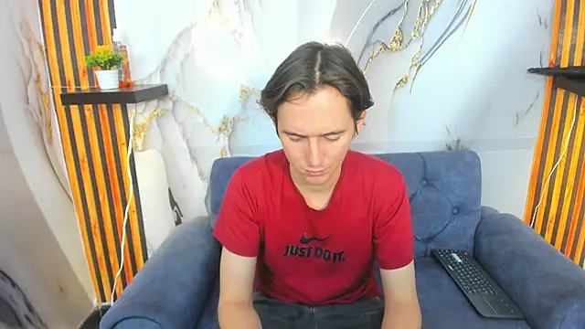 Snapshot of Aaron_LatinMen2 chatting on 12/03/25, 08:07 Aaron LatinMen2 online show from 12/03/25, 08:07