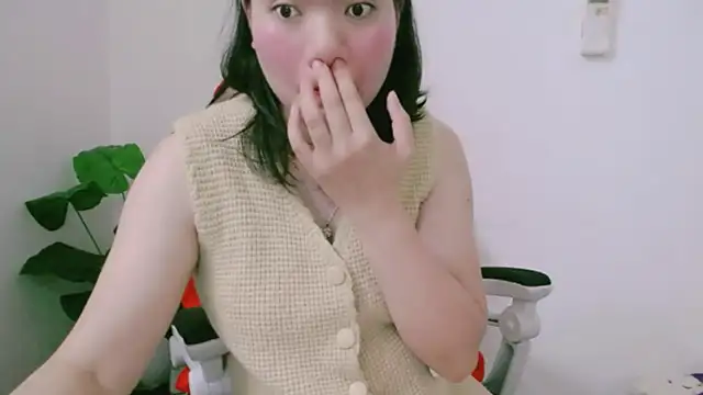 Snapshot of Lisa537- chatting on 12/04/25, 07:17 Lisa537- online show from 12/04/25, 07:17