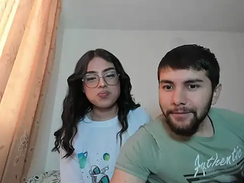 Snapshot of Nathalie_spencer2 chatting on 11/28/25, 07:05 Nathalie spencer2 online show from 11/28/25, 07:05