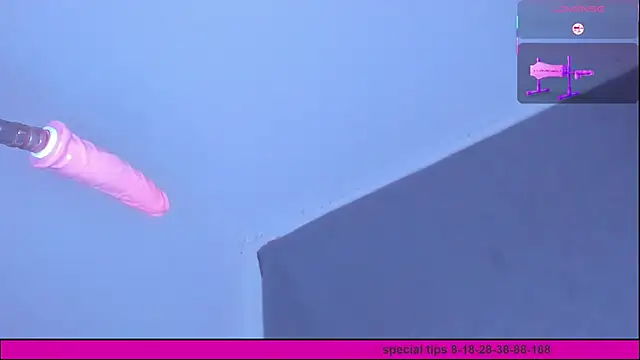 Snapshot of sophie_1_ chatting on 03/30/26, 03:18 sophie 1 online show from 03/30/26, 03:18