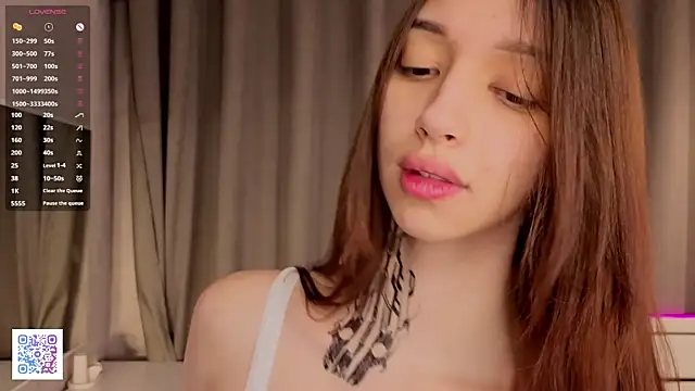 Snapshot of CoraleeSpadlin chatting on 11/29/25, 04:10 CoraleeSpadlin online show from 11/29/25, 04:10