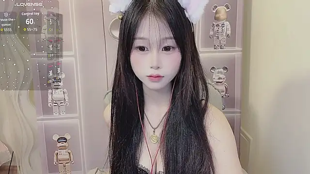 Snapshot of -Annababy chatting on 12/02/25, 06:25 -Annababy online show from 12/02/25, 06:25