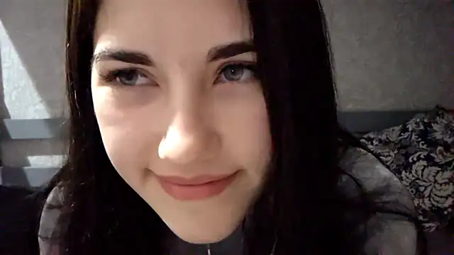 Snapshot of StarYeadon chatting on 12/04/25, 05:17 StarYeadon online show from 12/04/25, 05:17