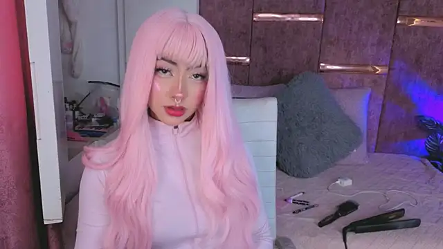 Snapshot of amberthangelss chatting on 12/15/25, 12:53 amberthangelss online show from 12/15/25, 12:53