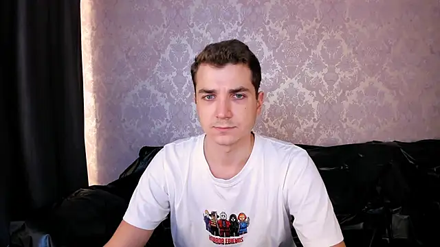 Snapshot of ThomasSmity chatting on 12/04/25, 07:22 ThomasSmity online show from 12/04/25, 07:22