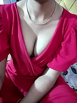 Snapshot of RASHMI_SHARMA9 chatting on 01/15/26, 04:55 RASHMI SHARMA9 online show from 01/15/26, 04:55