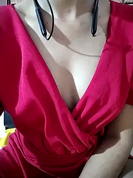 Snapshot of RASHMI_SHARMA9 chatting on 04/19/26, 05:56 RASHMI SHARMA9 online show from 04/19/26, 05:56