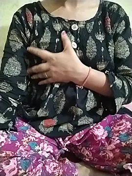 RASHMI SHARMA9 online show from 07/30/26, 05:34