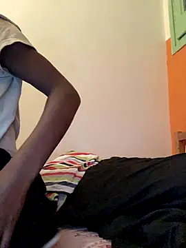 Snapshot of ___Hannah___ chatting on 12/14/25, 09:25 Hannah online show from 12/14/25, 09:25