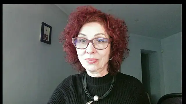 Kelly Flurr online show from 05/01/26, 02:10