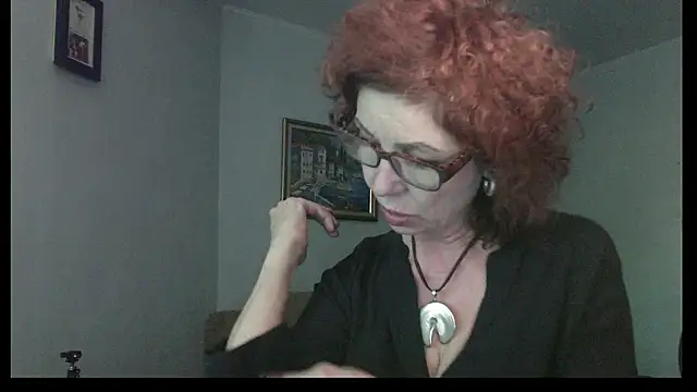 Kelly Flurr online show from 05/25/26, 02:01