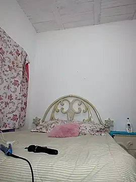 Snapshot of Im_Kloe chatting on 11/28/25, 10:45 Im Kloe online show from 11/28/25, 10:45