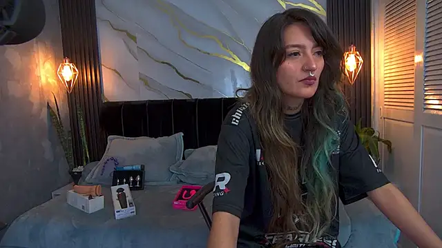Dark Dominika online show from 05/25/26, 01:17