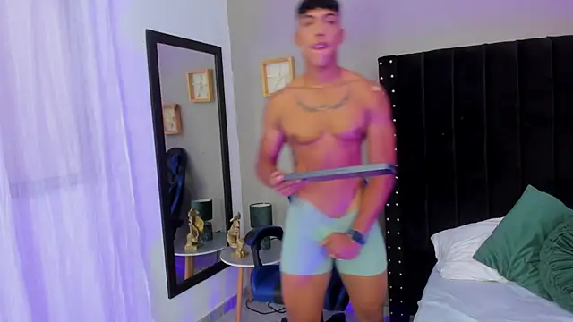 Snapshot of Bryan_robayo5 chatting on 11/26/25, 11:55 Bryan robayo5 online show from 11/26/25, 11:55