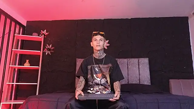 Paulo 527 online show from 06/09/26, 04:35