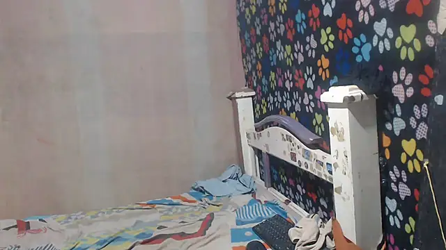 ELIZABET2- online show from 07/05/26, 10:33