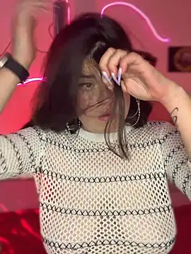 Snapshot of Scarletts_Boobs chatting on 12/04/25, 08:06 Scarletts Boobs online show from 12/04/25, 08:06