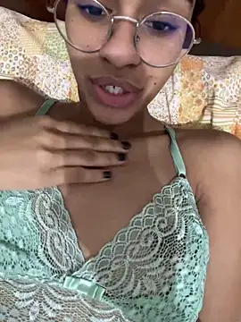 Snapshot of malditaLM chatting on 04/16/26, 03:18 malditaLM online show from 04/16/26, 03:18