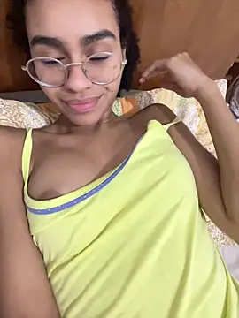 Snapshot of malditaLM chatting on 04/18/26, 04:16 malditaLM online show from 04/18/26, 04:16
