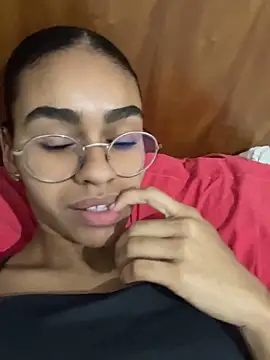 Snapshot of malditaLM chatting on 05/06/26, 10:15 malditaLM online show from 05/06/26, 10:15