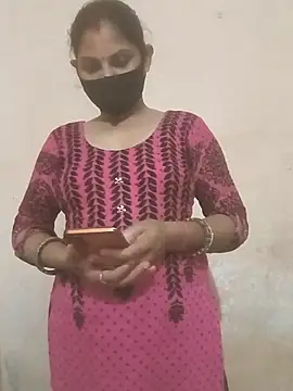 Snapshot of Pooja_bhabhi00 chatting on 11/29/25, 06:38 Pooja bhabhi00 online show from 11/29/25, 06:38