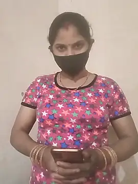 Snapshot of Pooja_bhabhi00 chatting on 12/02/25, 05:46 Pooja bhabhi00 online show from 12/02/25, 05:46