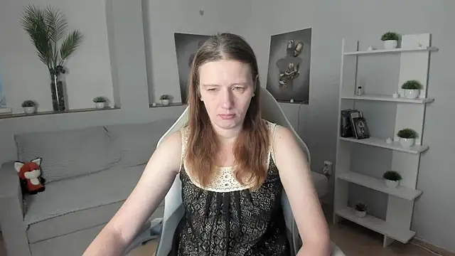 Snapshot of KathrineMeyer chatting on 12/03/25, 03:03 KathrineMeyer online show from 12/03/25, 03:03