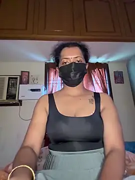 Snapshot of TeddyLover5 chatting on 12/14/25, 09:36 TeddyLover5 online show from 12/14/25, 09:36